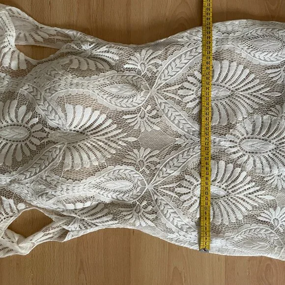 COPY - Preloved Anthropologie/BHLDN Ludlow Gown - Picture 11 of 14